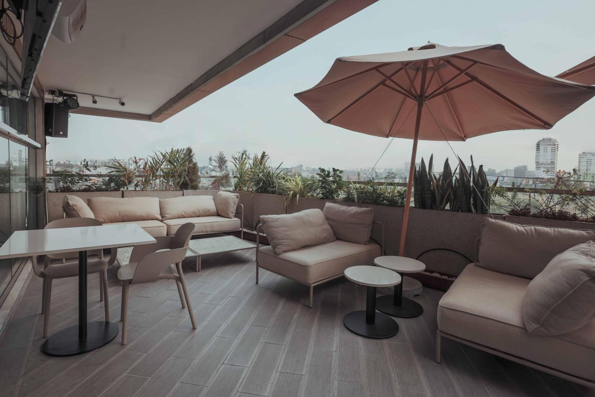 Accra Luxury Apartments @ The Signature Exterior photo