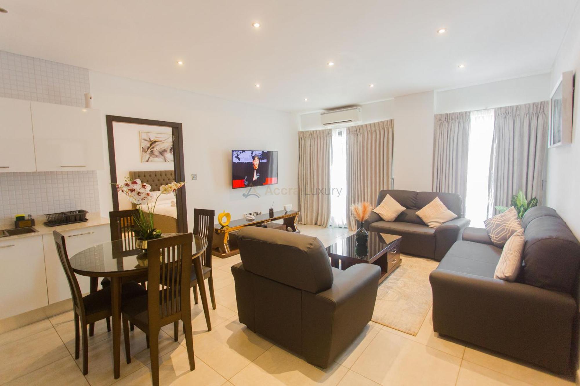Accra Luxury Apartments @ The Signature Exterior photo